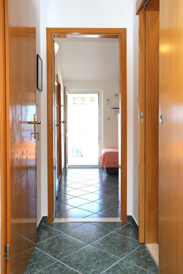 Apartments By The Sea Duce, Omis - 2737 Exterior foto